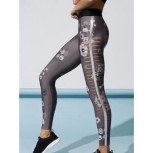 ultracor Gray Floral Mesh-Panel Leggings